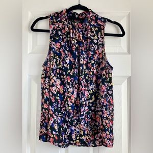EUC Allison Joy Evereve Mika floral mock neck top